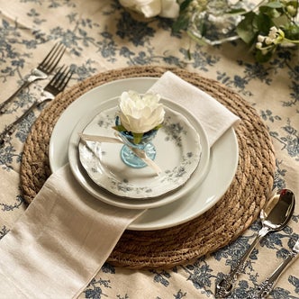 Image credits: @literallyrose__