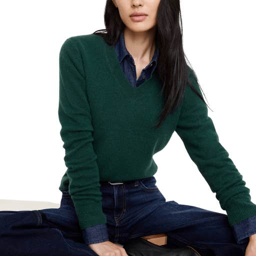bananarepublic, Banana Republic Lightweight Cashmere V-Neck Sweater