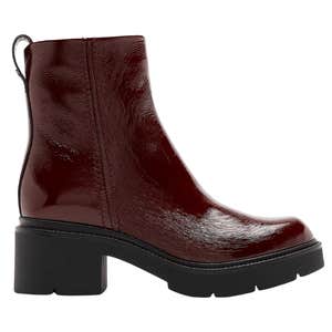 Image credits: saks fifth avenue