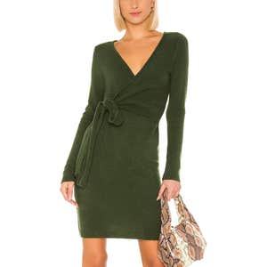 Image credits: revolve