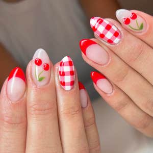 Image credits: @dazeynailco