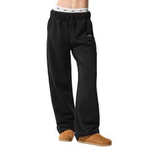 Image credits: alo yoga