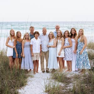 Image credits: @carlyloisphotography