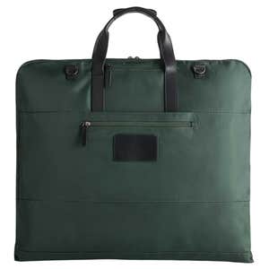 quince, Quince Voyage Nylon Garment Bag