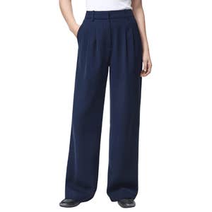 Image credits: armoire