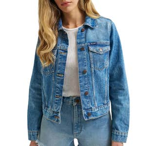 Women's Wrangler Iconic Western Denim Jacket