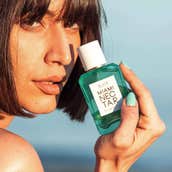 Summer Perfumes That Actually Work in Hot Weather