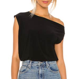 Image credits: revolve