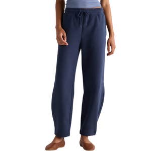 Quince; Everyday Fleece Barrel Sweatpants