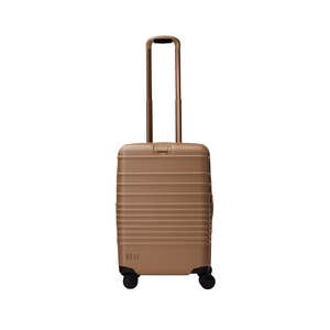 The Carry-On Roller
