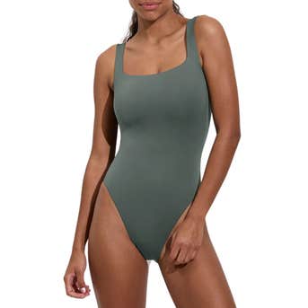 Image credits: left on friday