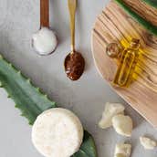 Batana Oil Benefits: A Comprehensive Guide to This Hair and Beauty Elixir