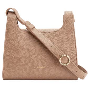 Image credits: cuyana