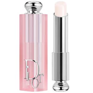 Image credits: saks fifth avenue