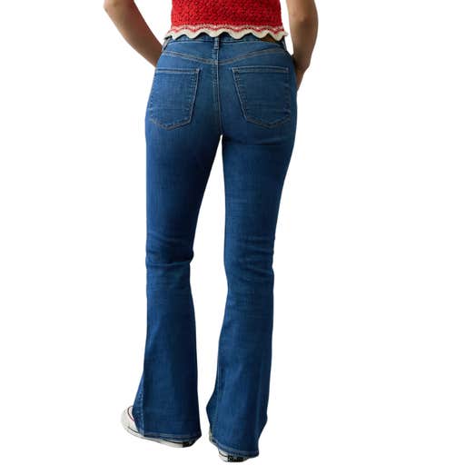 american eagle, American Eagle Next Level Curvy Super High-Waisted Flare Jeans