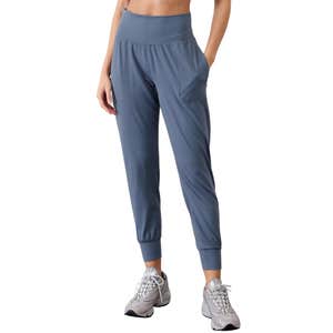 Image credits: athleta