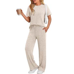LILLUSORY Lightweight Ribbed 2 Piece Lounge Set in Apricot