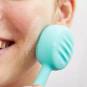 Facial Cleansing Tools And Brushes