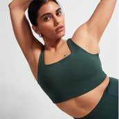 Girlfriend Collective: 25% Off Sitewide Sale