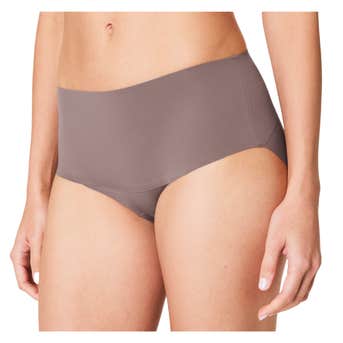 Image credits: spanx