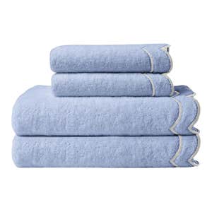 Nordstrom; Peri Home Scallop 4-Piece Towel Set against a white background