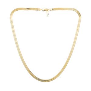 Image credits: revolve