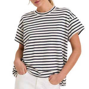tuckernuck, Tuckernuck Presley Boyfriend Tee
