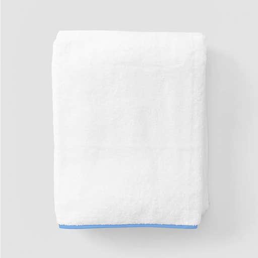 weezie, Weezie Piped Edge Bath Towel