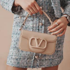 Image credits: saks off 5th