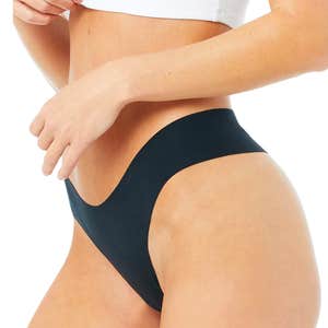 Image credits: aloyoga