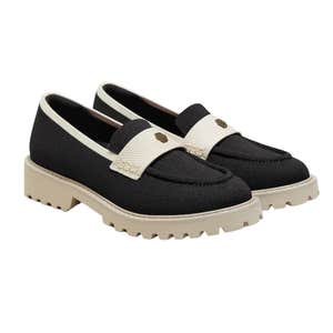 VIVAIA Round-Toe Chunky Heel Loafers