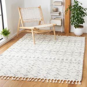 SAFAVIEH Berber Fringe Shag Trellis Rug 
