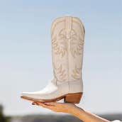 Image credits: @tecovas