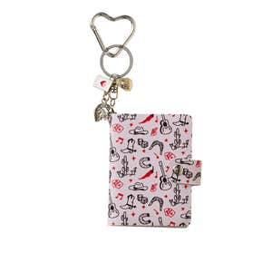 Image credits: urban outfitters