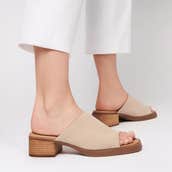 Image credits: aerosoles