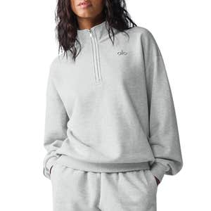 Image credits: alo yoga