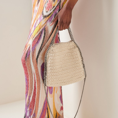 Image credits: modaoperandi