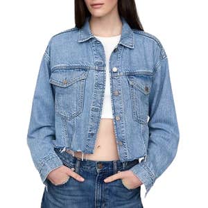 Gap UltraSoft Relaxed Cropped Icon Denim Jacket