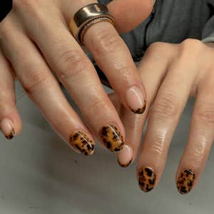 Image credits: @meg.doesnails