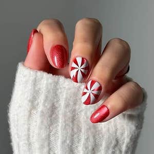 Glamnetic Press On Nails - Candy Crush | Short Oval Fake Nails