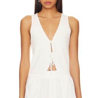 Image credits: revolve