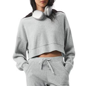 Image credits: alo yoga