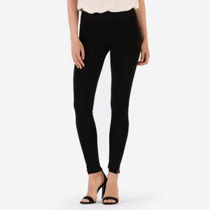thereset.com, The Reset’s R Label Blackout Legging