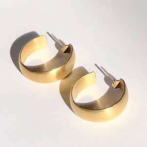 Alex Gold Amie Hoops