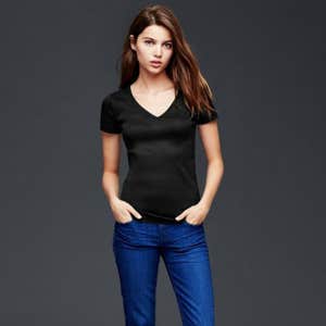 gap.com, Gap Modern V-neck tee