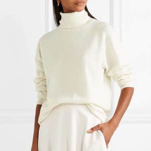 The Row Janillen Oversized Cashmere Turtleneck Sweater