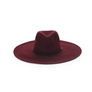 bcbg.com, A Floppy Hat