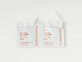 The Best Anti-Aging Pads for Everlasting Radiance