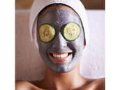 Minimize Your Pores and Clear Up Your Complexion With A Top-Rate Clay Mask