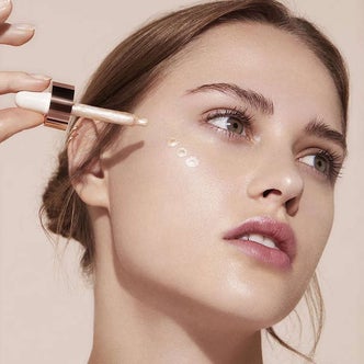 Get Ready To Glow: The 10 Best Drugstore Highlighters